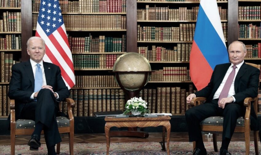  Biden advirtió a Putin contra el uso de armas nucleares o químicas en Ucrania