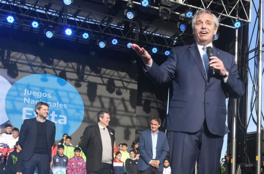  El Presidente en las finales de los Juegos Evita: «El deporte es una maravillosa escuela»